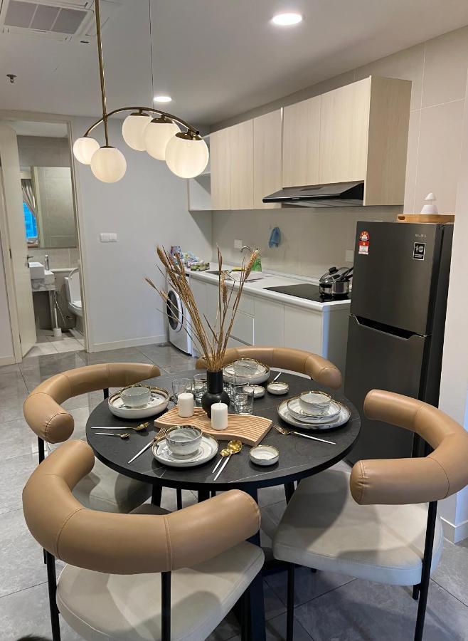 Ooak Apartment *